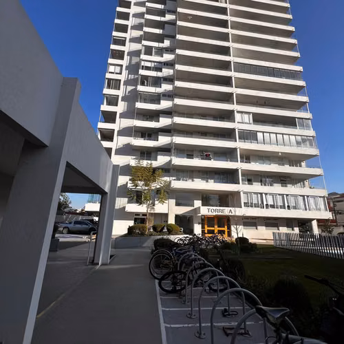 ARRIENDO DEPARTAMENTO FUNCIONAL Y LUMINOSO EDIFICIO VISTA ALBANO