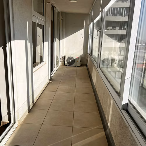 ARRIENDO DEPARTAMENTO FUNCIONAL Y LUMINOSO EDIFICIO VISTA ALBANO - Imagen 7