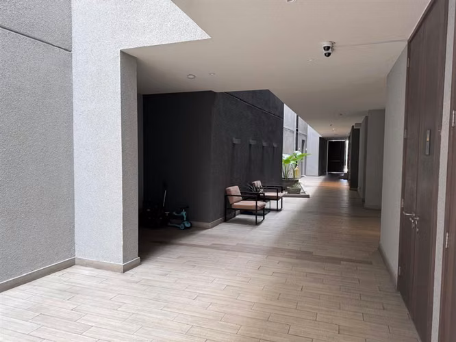 Duplex con gran terraza , sector con gran conectividad - Imagen 25