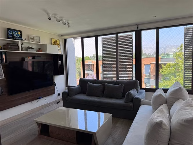 Duplex con gran terraza , sector con gran conectividad - Imagen 5
