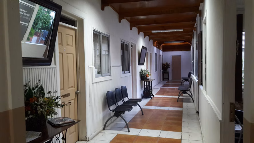 Se arrienda oficina, en Centro de Oficinas Brasil (Brasil 684 San Carlos)