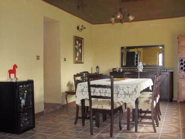 San Rafael // casa inmersa en parcela (169673)