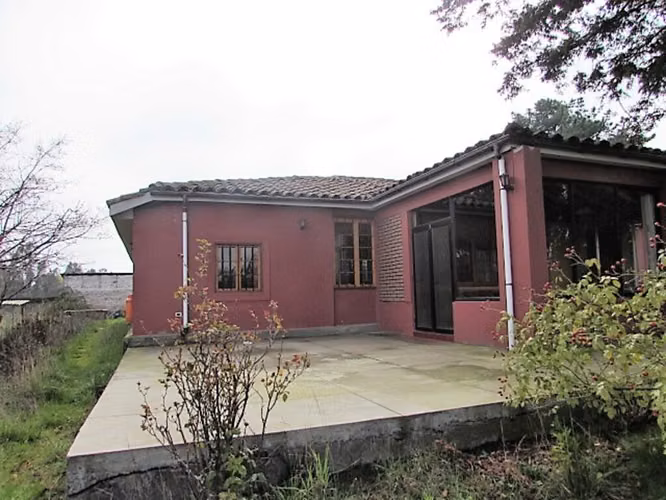 San Rafael // casa inmersa en parcela (169673)