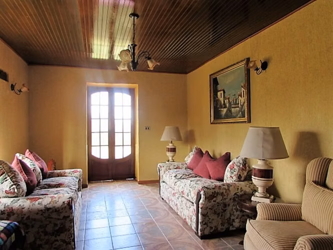 San Rafael // casa inmersa en parcela (169673)