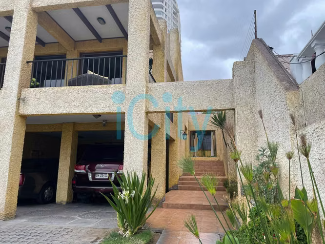 Gran Terreno de 1.233 m² con Alto Potencial  (169602)