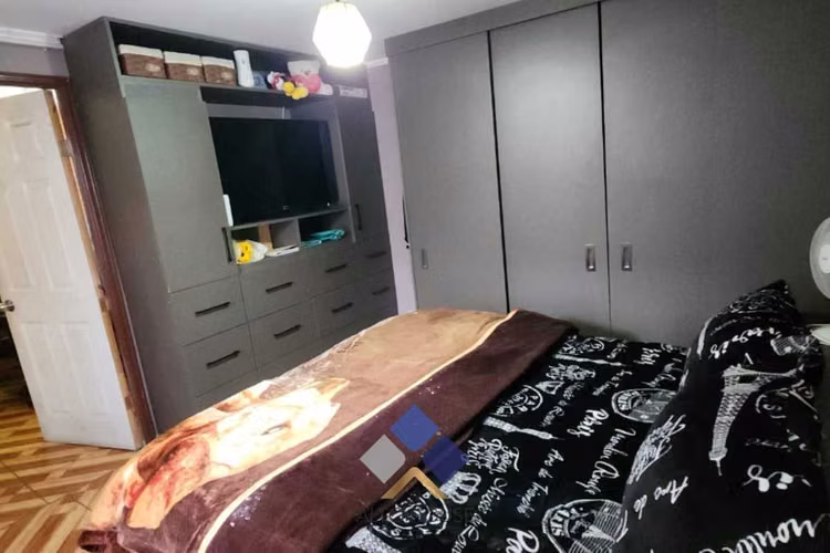 Moderna Casa con Excelente Conectividad (169689) - Imagen 8
