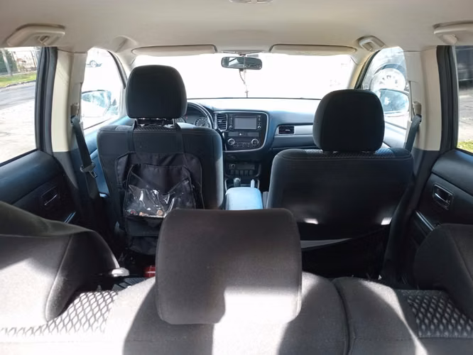 MITSUBISHI OUTLANDER 2.0 AT  2019