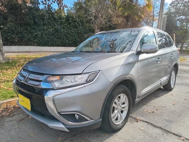 MITSUBISHI OUTLANDER 2.0 AT  2019