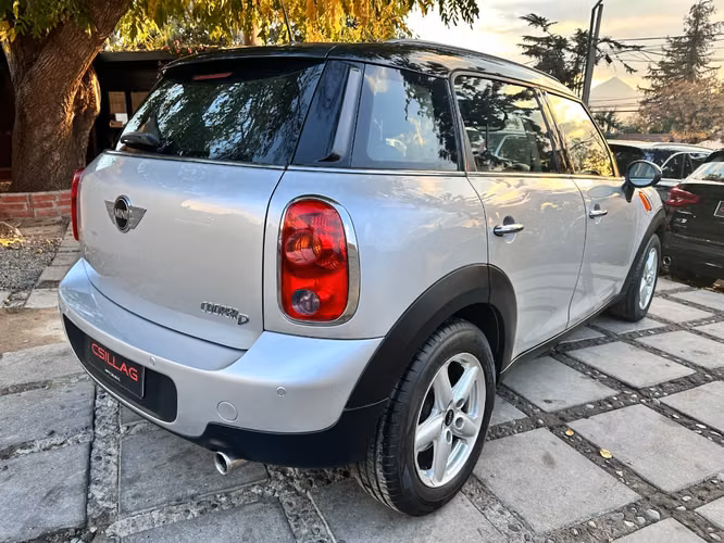 MINI COUNTRYMAN COOPER 2.0 DIESEL  2013