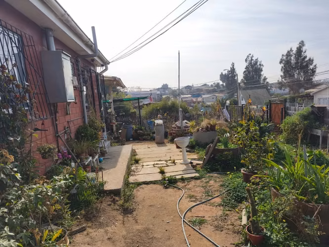 VENDO AMPLIO TERRENO CON 2 CASAS EN QUILPUE