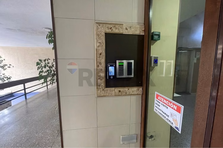 Hermoso departamento recien remodelado - Imagen 4