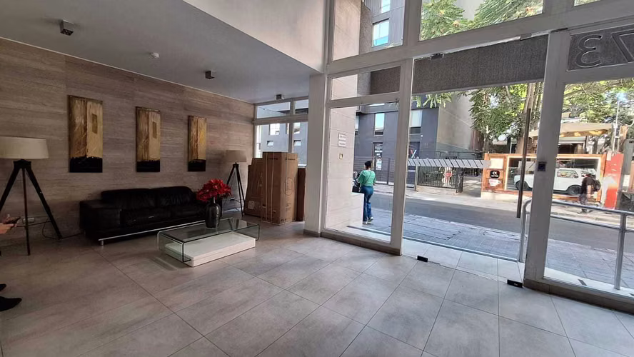Inversionista depto 1 dormitorio Metro Moneda (169730)