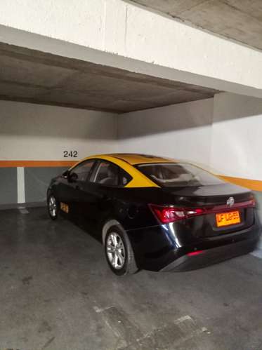 Estacionamiento CERCA DE KENNEDY CON LAS TRANQUERAS - Imagen 7