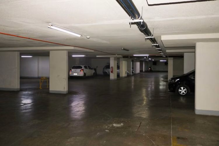 Estacionamiento A DOS CUADRAS DE HOSPITAL SAN BORJA - Imagen 4