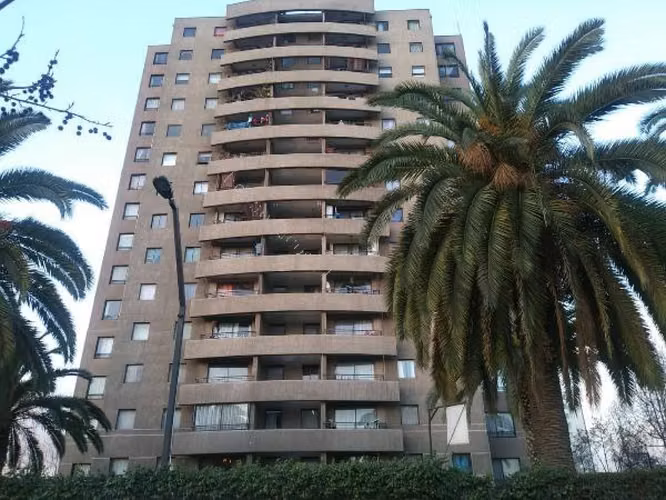 Primer Piso - Depto. 2D 2B Estacionamiento y Bodega