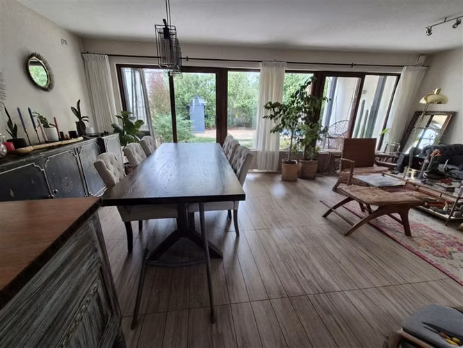 Seminueva Casa en condominio, venta de 4 dorm. Los Angeles