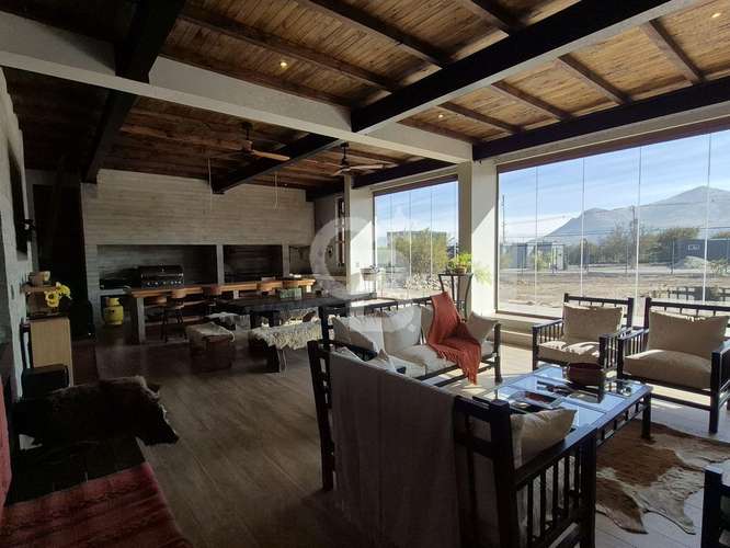Casa Premium | 5 dormitorios (3 en Suites) Gran Quincho - Imagen 8