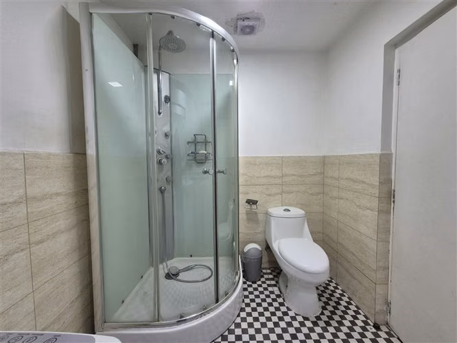 Arriendo Local comercial 180m2, barrio inglés Valparaíso
