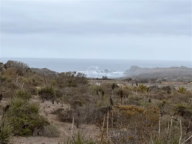 Sitio en venta en Cond Rocas del Mar - Los Molles