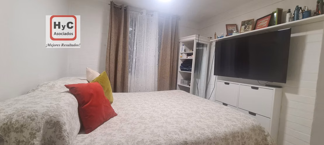 se VENDE Casa con Amplio Cobertizo, Alto Potencial Comercial