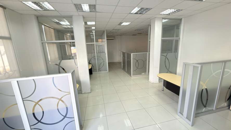 Oficina en Pleno Centro de Iquique - Imagen 17