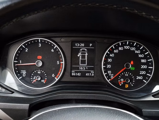 VOLKSWAGEN AMAROK 2021