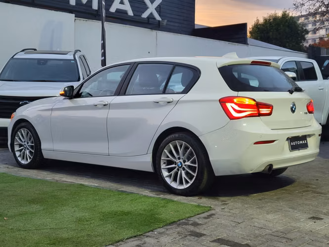 BMW 118i 2017