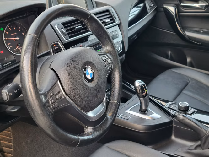 BMW 118i 2017