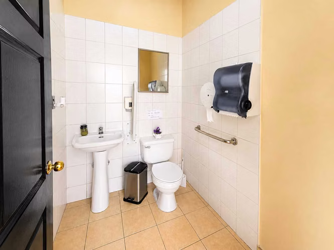 Oficina Luminosa Ideal para Inversión Exitosa (169807) - Imagen 11