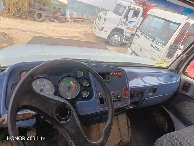 Mercedes benz LK 1620