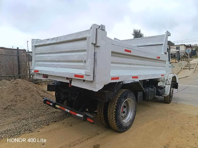 Mercedes benz LK 1620