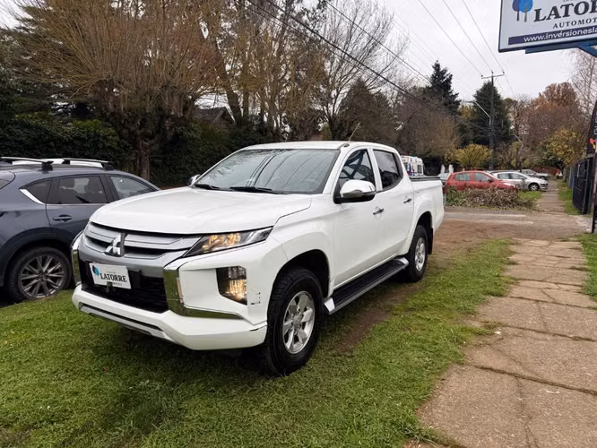 MITSUBISHI L200 CR 2022 4X2
