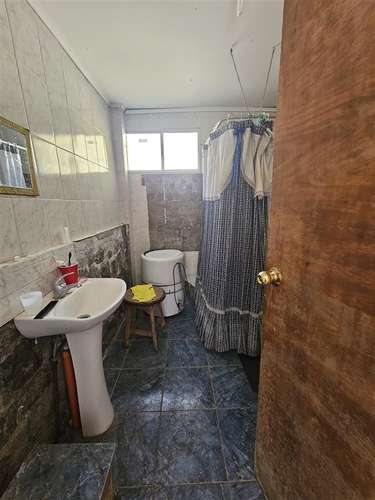 Inversionista. Refugio en Cordillera Lo Valdés S.J. Maipo.
