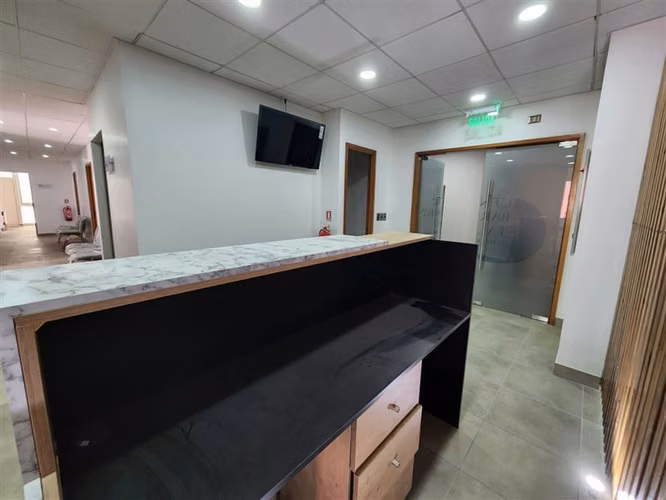 Centro Médico Nuevo en arriendo en Centro las Rastras