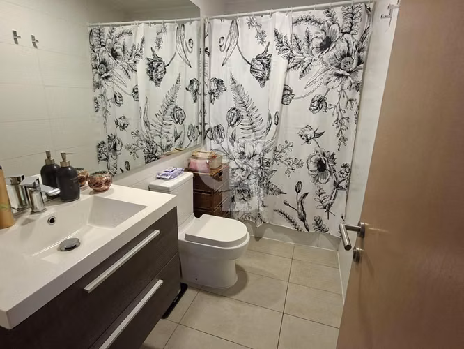 Súper rebajado!!! Exclusivo duplex con jardin en Vitacura