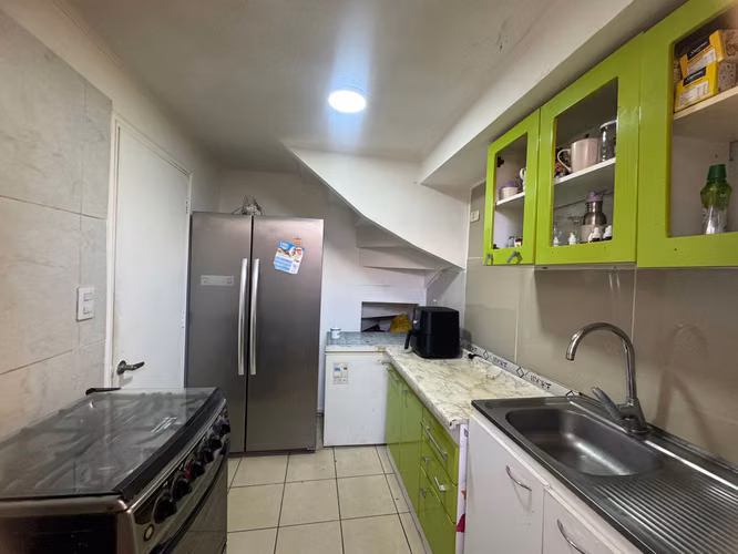 HERMOSA PROPIEDAD EN VENTA – CONDOMINIO LOMAS DE EYZAGUIRRE