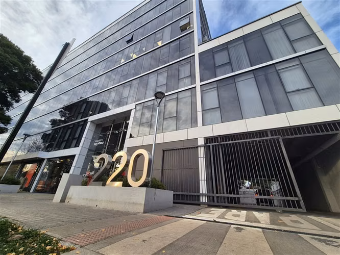 Oficina 2 privados NUEVA en arriendo en Los Angeles