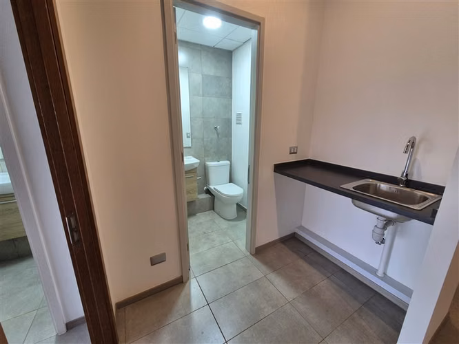 Oficina 2 privados NUEVA en arriendo en Los Angeles