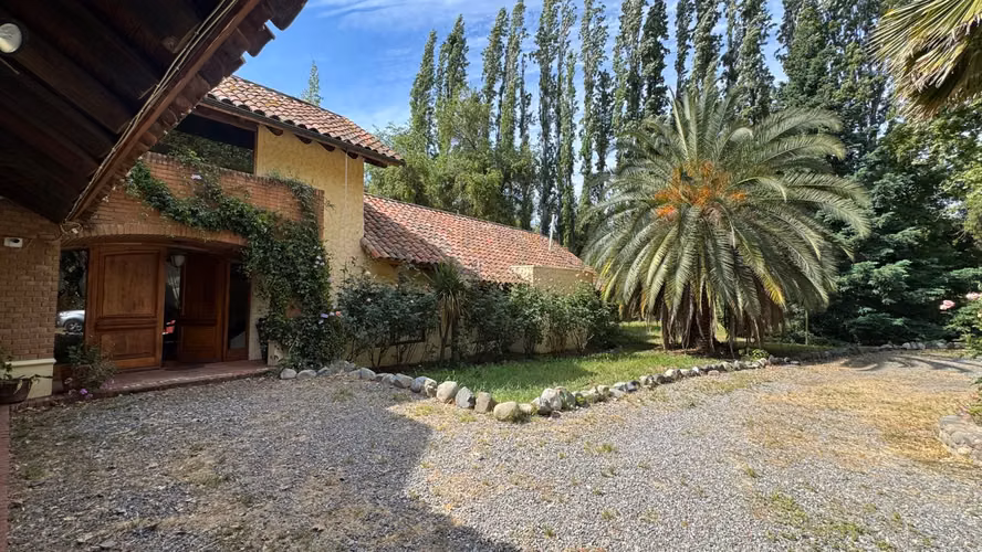 EXCLUSIVA  VENTA DE PROPIEDAD ESTILO COLONIAL EN PIRQUE
