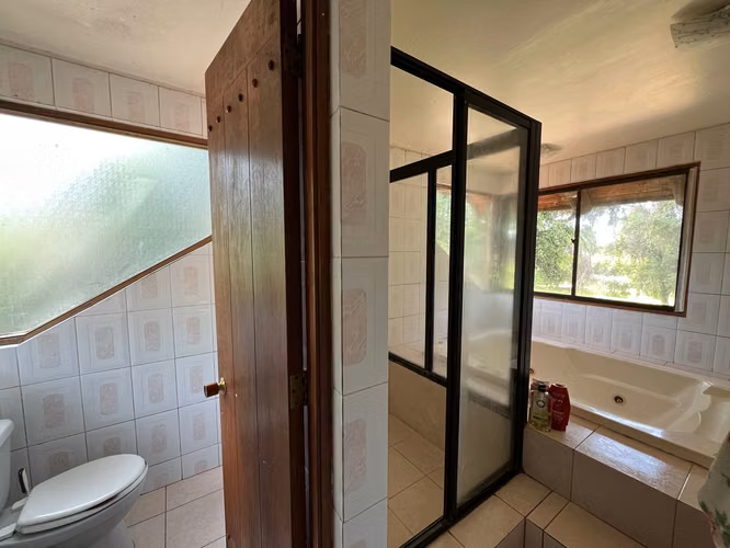 MAJESTUOSA CASA ESTILO COLONIAL EN AMPLIO TERRENO DE 6.000M2 - Imagen 22