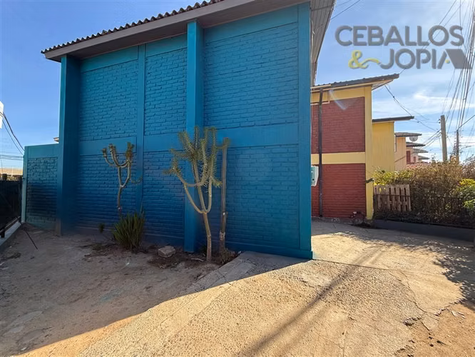 Casa en venta de 3 dorm. en Villa Alemana