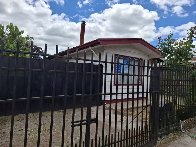 Venta casa 3 Dormitorios, 1 B cercana a Universidad y Hospital de Victoria