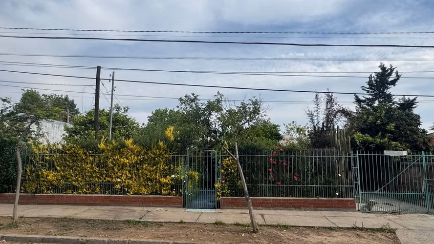 PROPIEDAD EN VENTA / GRAN TERRENO/ BUENA CONECTIVIDAD