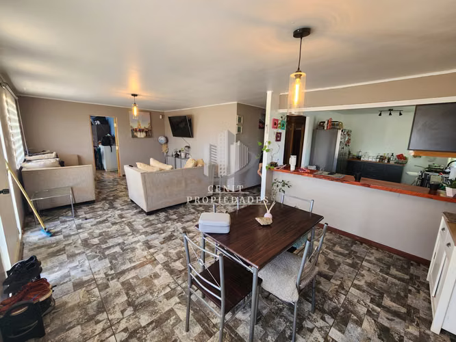 PARCELA CON CASA EN VENTA PELARCO, 12 MIN DE TALCA