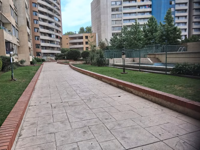 Arriendo Depto 2 Dorm 2 Baños + Estacionamiento - Parque Los Reyes