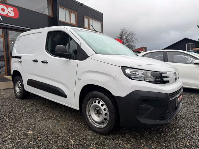 PEUGEOT PARTNER 2025