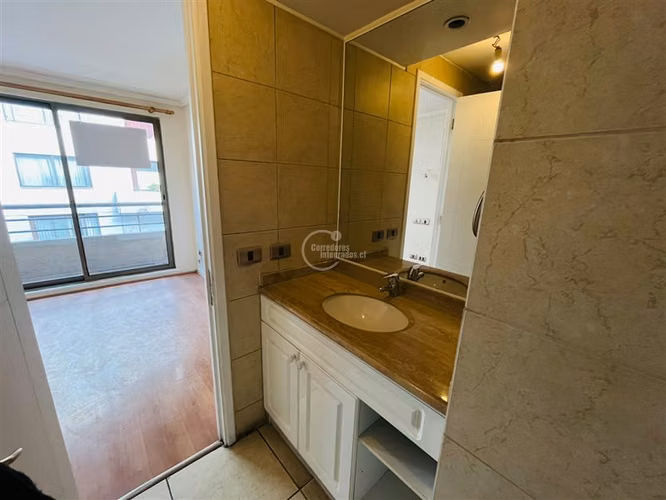 Departamento en venta de 2 dorm. en Las Condes