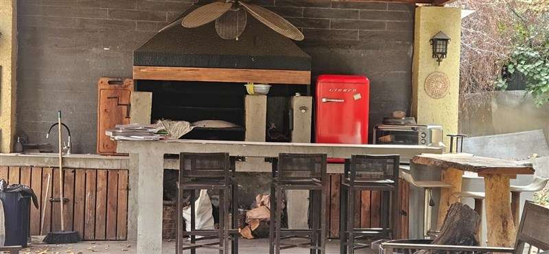 Casa en arriendo de 4 dorm. en Colina - Imagen 4
