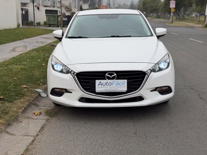 MAZDA NEW3 2018