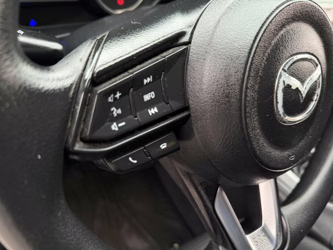 MAZDA NEW3 2018